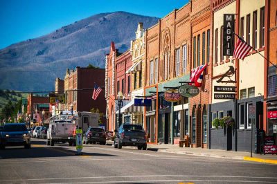 9 Broadway Avenue North, Red Lodge, MT, USA