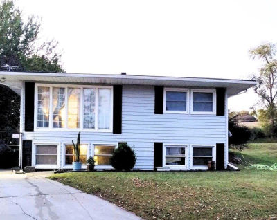 105 19th Dr Norfolk, NE 68701