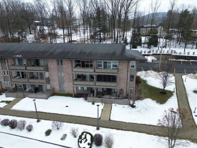 201 Evergreen St APT 2-2B Vestal, NY 13850