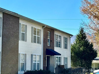 237 Camelot Dr APT B Waynesville, NC 28786