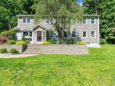 472 Union Valley Rd Mahopac, NY 10541