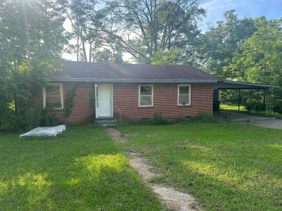 103 Oak St Newton, MS 39345