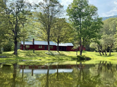 1342 Old Stage Rd Chester, VT 05143