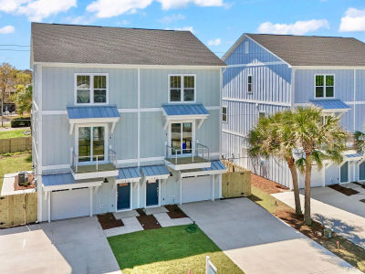 501 Greenville Ave #2 Carolina Beach, NC 28428