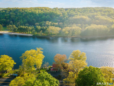 3 Roosevelt Dr Seymour, CT 06483