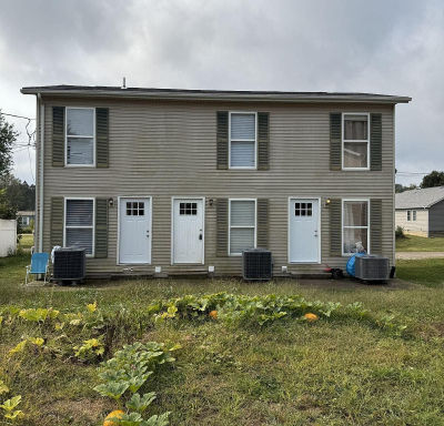 7 W 2nd St The Plains, OH 45780