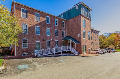 25 Cedar St UNIT 3 Amesbury, MA 01913