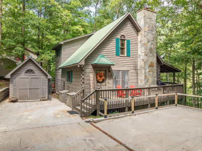 93 Amy Ln Ellijay, GA 30540