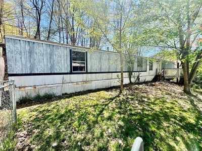 52 Chestnut St Driftwood, PA 15832