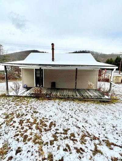 23 Herzog Acres Rd Smethport, PA 16749