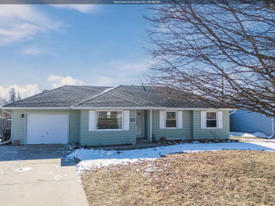 610 2nd St NW State Center, IA 50247