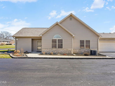 1313 Columbus Ave Unit C Fostoria, OH 44830