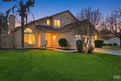 10703 Petalo Dr Bakersfield, CA 93311