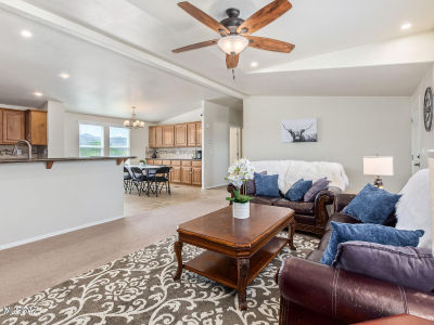 2241 N Rivers Edge Rd Benson, AZ 85602