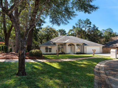 2179 Chase Dr Niceville, FL 32578