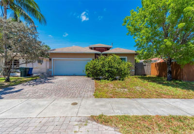 261 NE 41st St Oakland Park, FL 33334