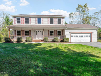 30 Dick Lynch Rd Stillwater, NY 12170