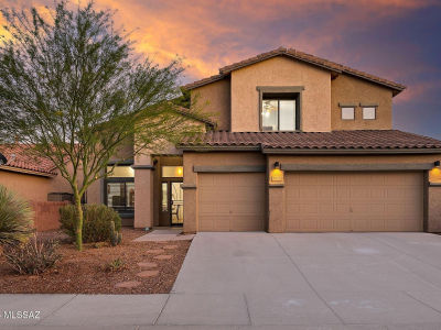 8274 N Rocky Brook Dr Tucson, AZ 85743