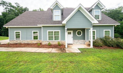 402 Lee Road 2203 Phenix City, AL 36870