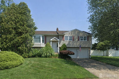 7 Snowden Rd East Brunswick, NJ 08816