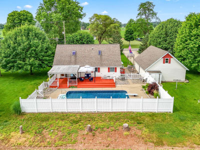 31688 W Colon Rd Colon, MI 49040