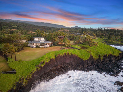 51 Kapohue Rd Hana, HI 96713
