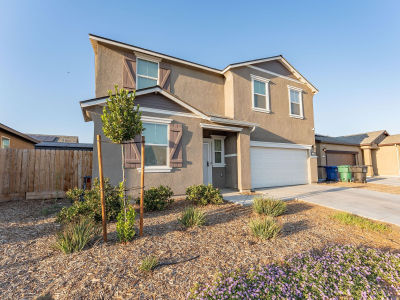 1754 S Twilight St Hanford, CA 93230