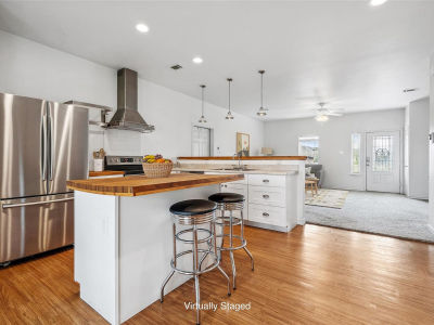 826 Savannah Cv Elgin, TX 78621