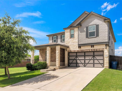 214 Saranac Dr Elgin, TX 78621