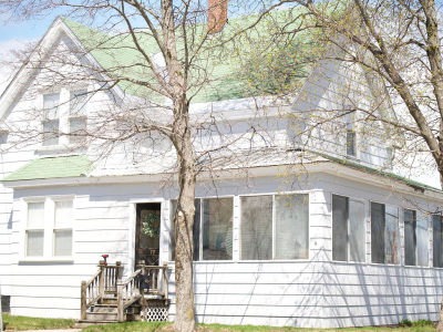 17 Katahdin Ave Millinocket, ME 04462
