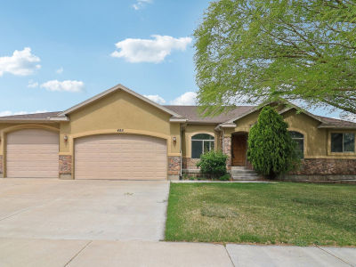 486 W Meadow Crest Way Saratoga Springs, UT 84045