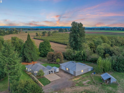 21841 SE Grand Island Loop Dayton, OR 97114