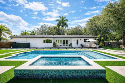 7601 SW 165th Ter Palmetto Bay, FL 33157