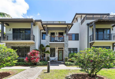 8424 NW 51st Ter Doral, FL 33166