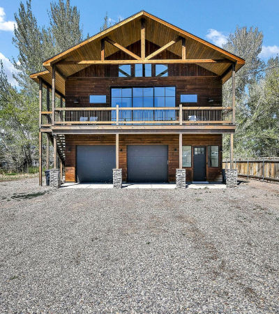275 N 400 E Annabella, UT 84711