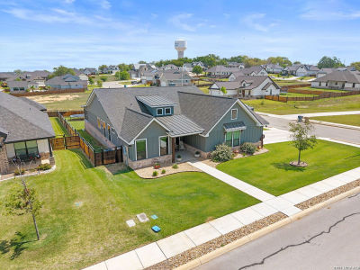 109 Juniper Point La Vernia, TX 78121