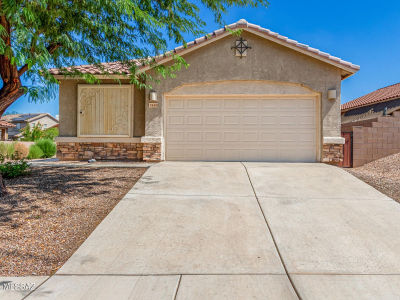 7483 S Salt Water Dr Tucson, AZ 85757