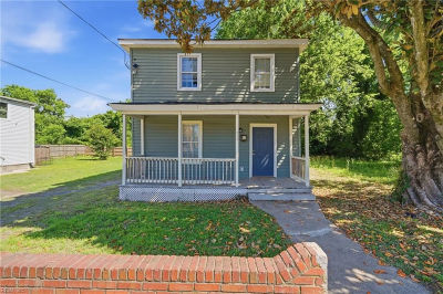 315 Saint Matthew St Petersburg, VA 23803