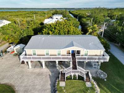 19749 Date Palm Dr Sugarloaf Key, FL 33042