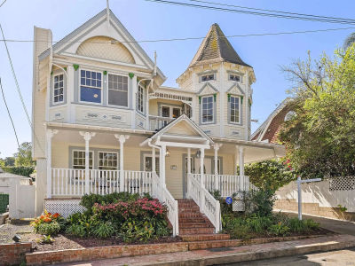 921 Court Way San Diego, CA 92103