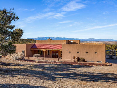 3175 Jumano Trl Mountainair, NM 87036