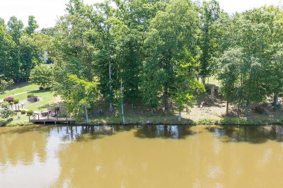 27 King Cir Greenwood, SC 29649
