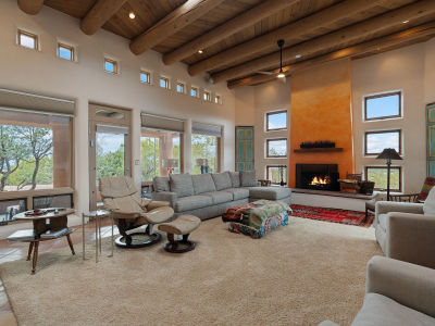 103B Estrellas De Tano Santa Fe, NM 87506