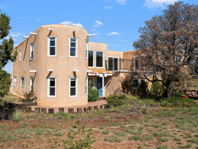 20 Avenida Del Monte Alto Santa Fe, NM 87508