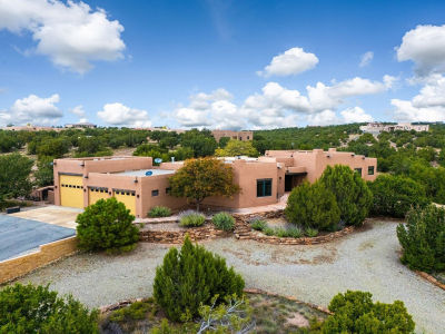 61 Paseo Del Antilope Santa Fe, NM 87506