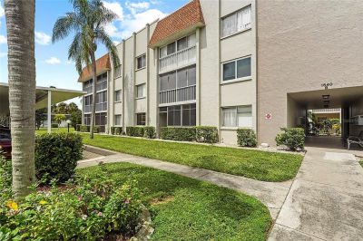 1540 Glen Oaks Dr E #B-134 Sarasota, FL 34232