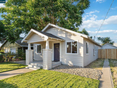 325 N 3rd Ave Oakdale, CA 95361