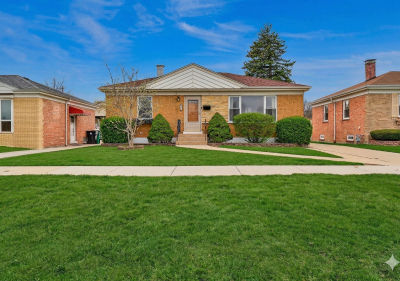 1800 Mayfair Ave Westchester, IL 60154