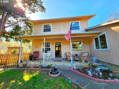 100 Canyon View St Canyonville, OR 97417