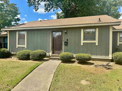 124 Stonehedge Dr Warner Robins, GA 31088